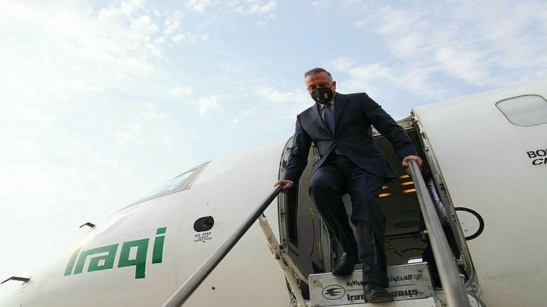 رئيس الوزراء مصطفى الكاظمي يصل الى الناصرية على رارس وفد وزاري كبير